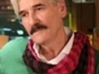 «خانات» نمایش رادیویی شد