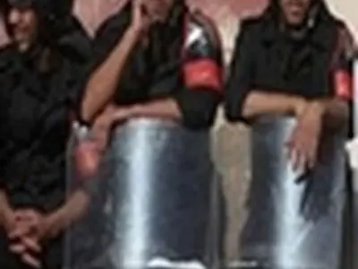 افراد نا‌شناس یک مرکز پلیس مصر را به آتش کشیدند