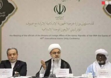«مشت گره‌کرده» رهبر شهید به الگویی برای مستضعفان جهان تبدیل شد