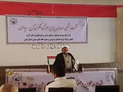 در امر نظارت بر تاسیسات و موسسات گردشگری با مدارا نگاه می‌کنیم
