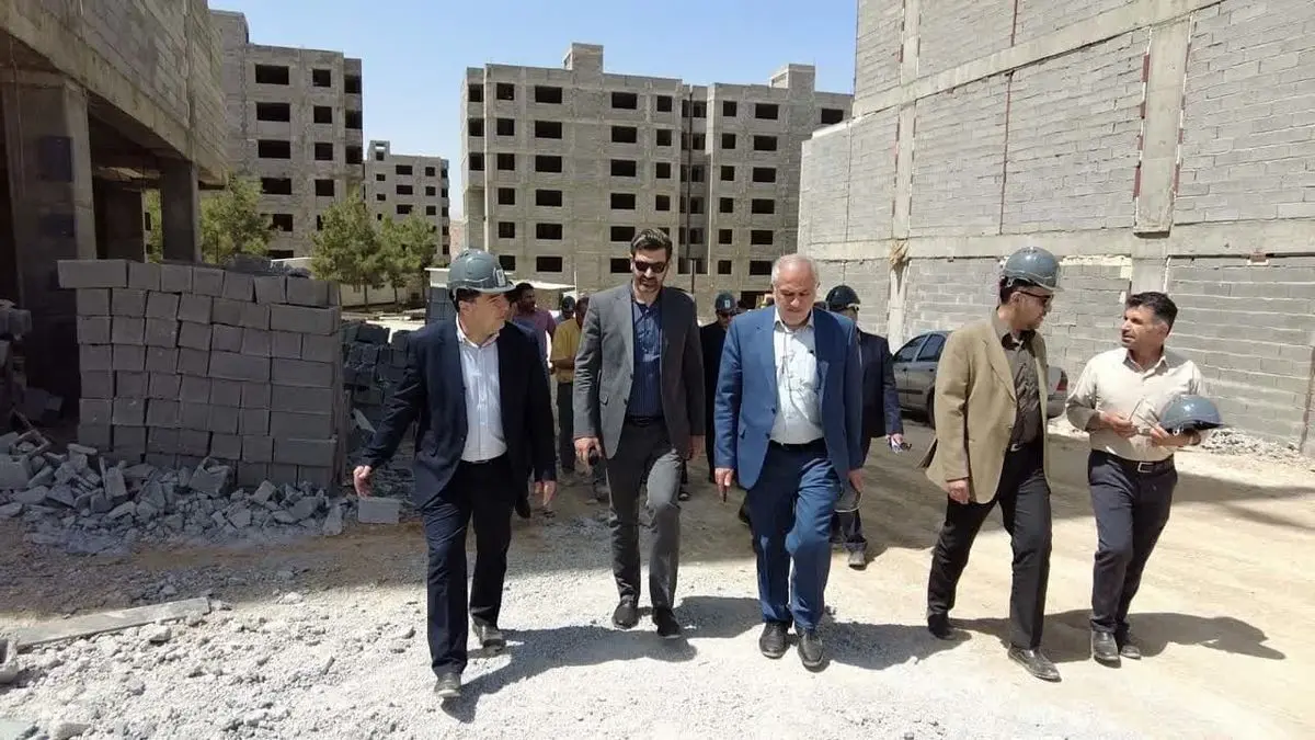 تا پایان سال ٢ زون از پروژه اکباتان صدرا به متقاضیان تحویل می شود