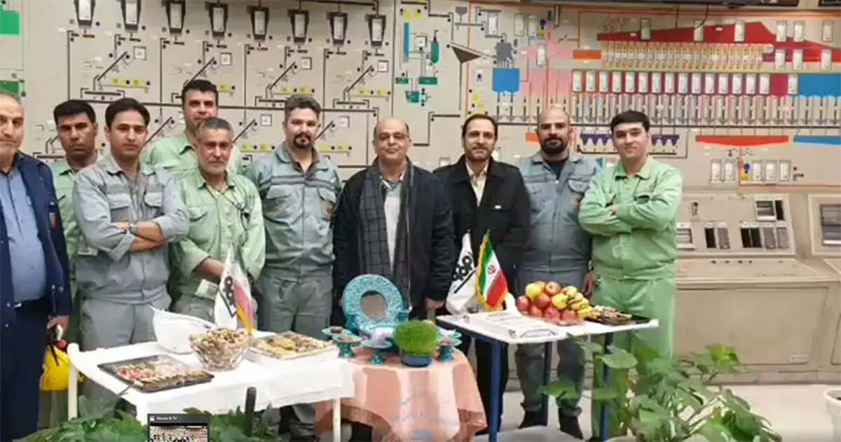حضور سرزده مهندس عظیمیان مدیرعامل محترم فولاد مبارکه در کنار همکاران خطوط تولید در لحظه تحویل سال نو
