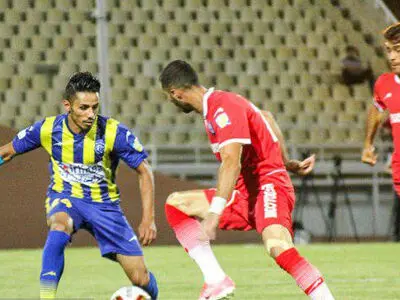 فخرالدینی: به خاطر هواداران استقلال صبر کردم/ افتخاری سواد فوتبالی ندارد