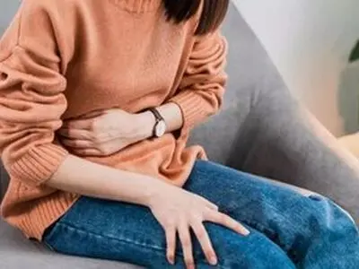 اگر زیاد نفخ می‌کنید لب به این غذاها نزنید