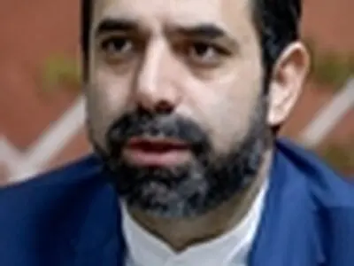 محمدزاده: رفتار کرار جاسم با فرهنگ فوتبال تناسب نداشت / باشگاه استقلال برخورد کند