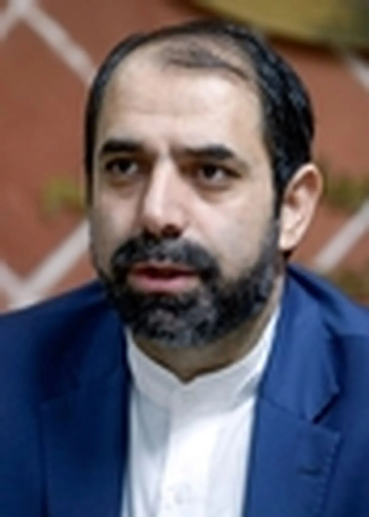 محمدزاده: رفتار کرار جاسم با فرهنگ فوتبال تناسب نداشت / باشگاه استقلال برخورد کند