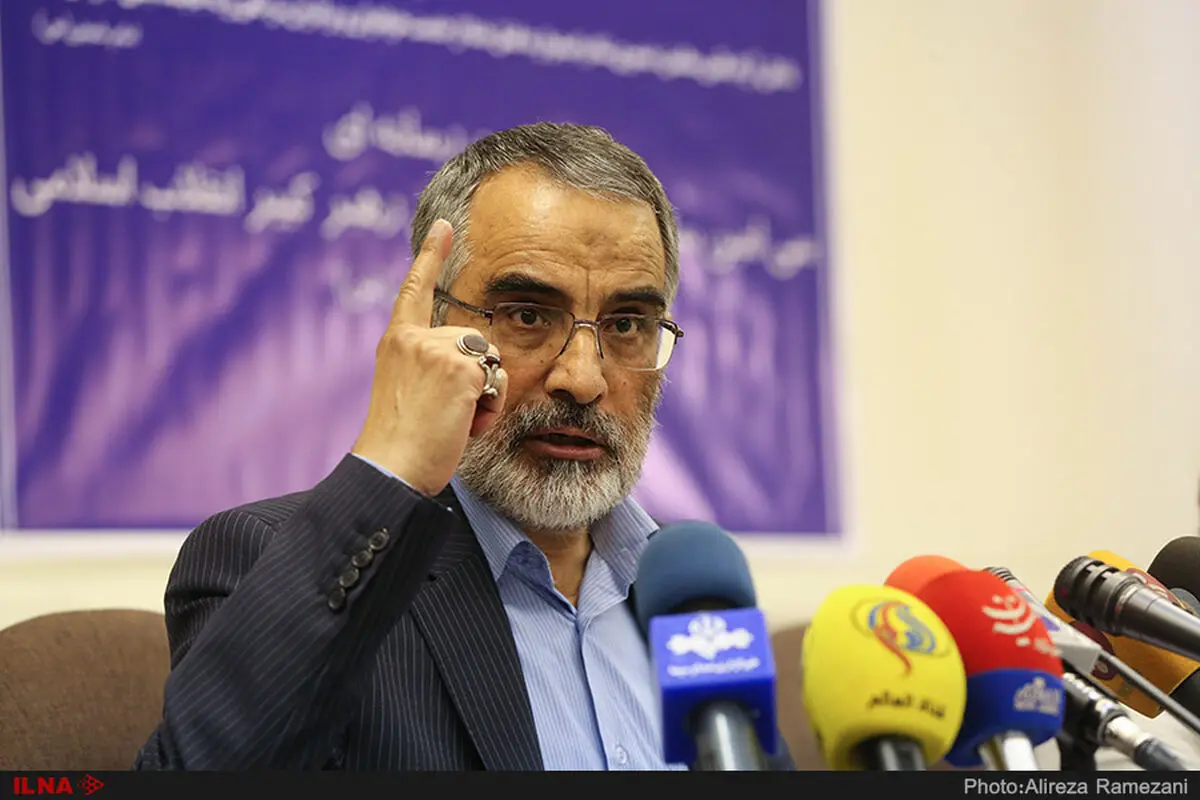 علیه تفکر امام(ره) شبیخون راه افتاده است