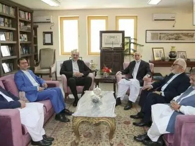Iran’s ambassador, Hamid Karzai discuss bilateral issues