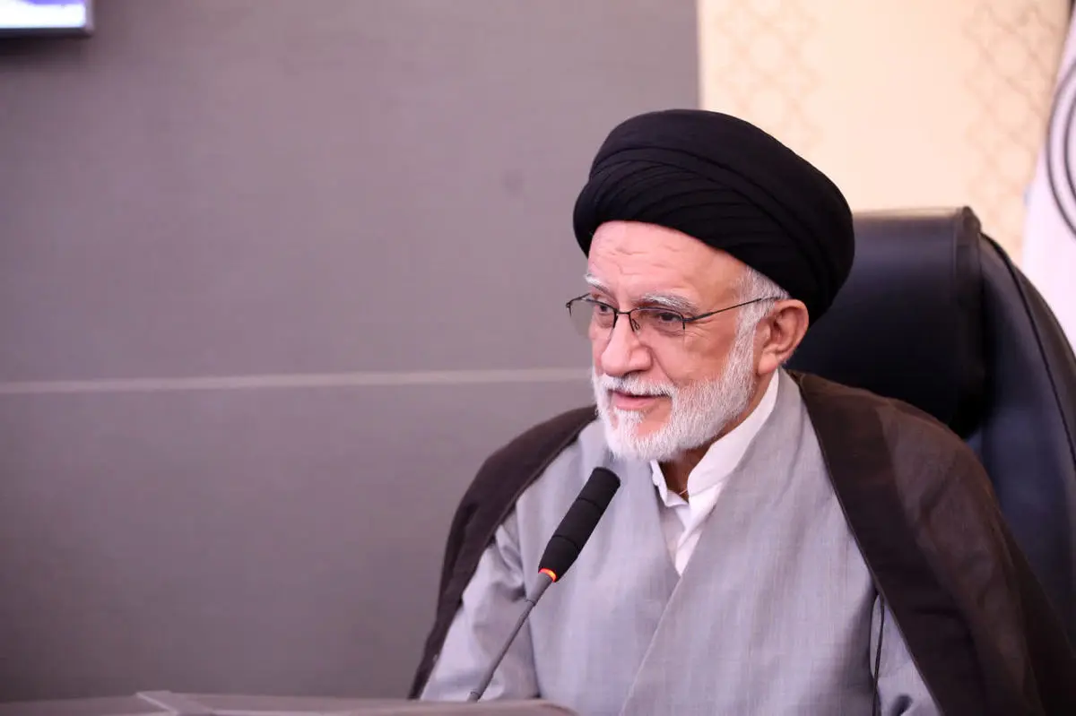 دو قطبی سازی جامعه ممنوع است/ از مداحان با سواد استفاده شود