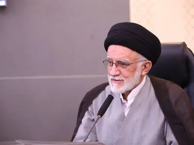 دو قطبی سازی جامعه ممنوع است/ از مداحان با سواد استفاده شود