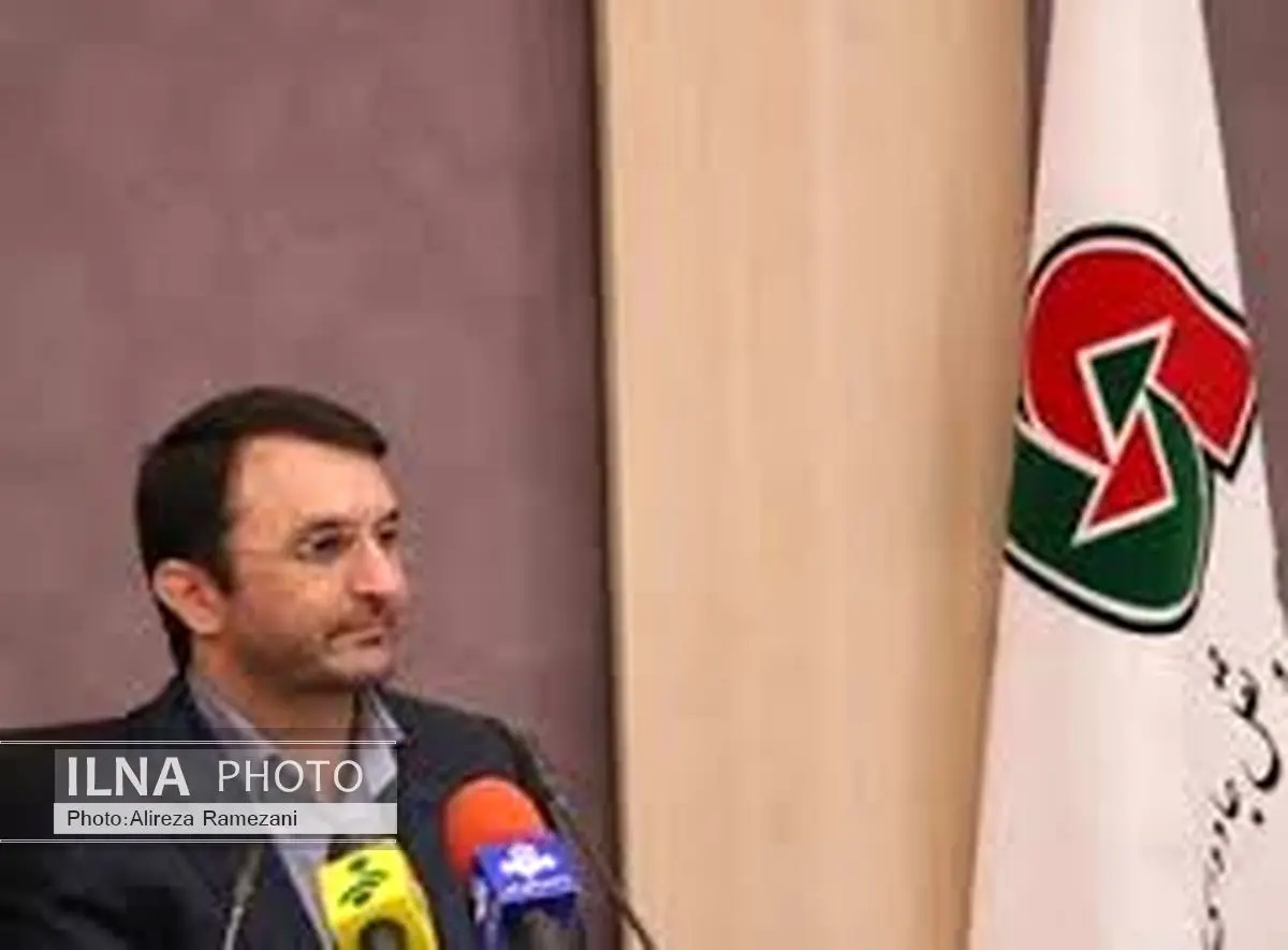آغاز تغییر سهمیه سوخت ناوگان عمومی از اول مهر ماه/ رانندگان  سوخت پایه و سوخت عملکردی می‌گیرند