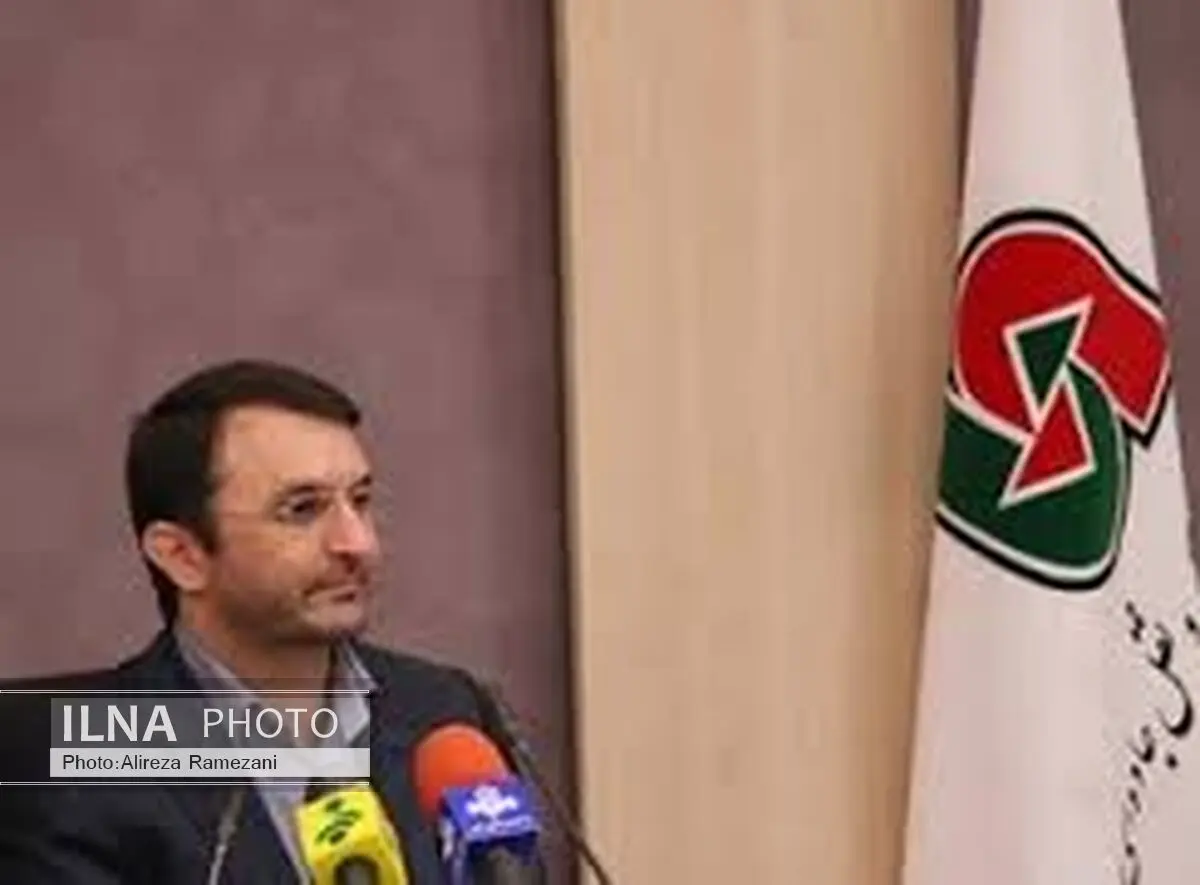 آغاز تغییر سهمیه سوخت ناوگان عمومی از اول مهر ماه/ رانندگان  سوخت پایه و سوخت عملکردی می‌گیرند