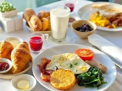صبحانه مناسب مبتلایان رفلاکس، افسردگی و ضعف بدنی چیست؟