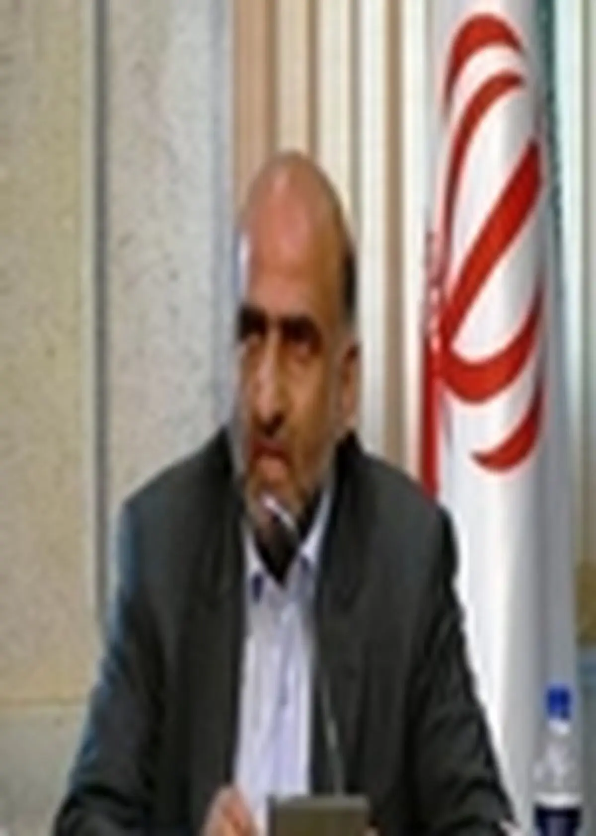 به برکت انقلاب مردم می توانند براحتی با مسئولین گفتگو کنند