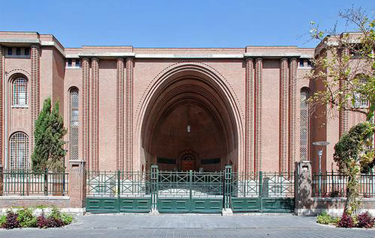 مدیر موزه ملی ایران استعفا داد