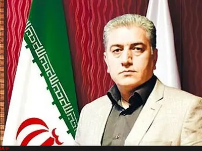 رفتن نعمت‌زاده لازمه ادامه حیات صنایع کوچک و متوسط است/ بازرگانی باید از وزارت صنعت جدا شود