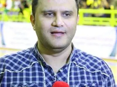 کرونا گریبان خبرنگار ماهشهری را گرفت/ نگرانی خبرنگاران خوزستانی از وخامت حال آل ناصر/ انتقال"فرشاد" به بیمارستان رازی اهواز