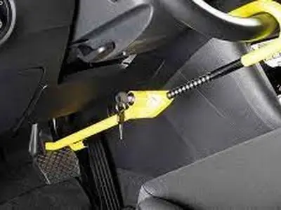 تمام آنچه که برای خرید قفل فرمان باید بدانید !