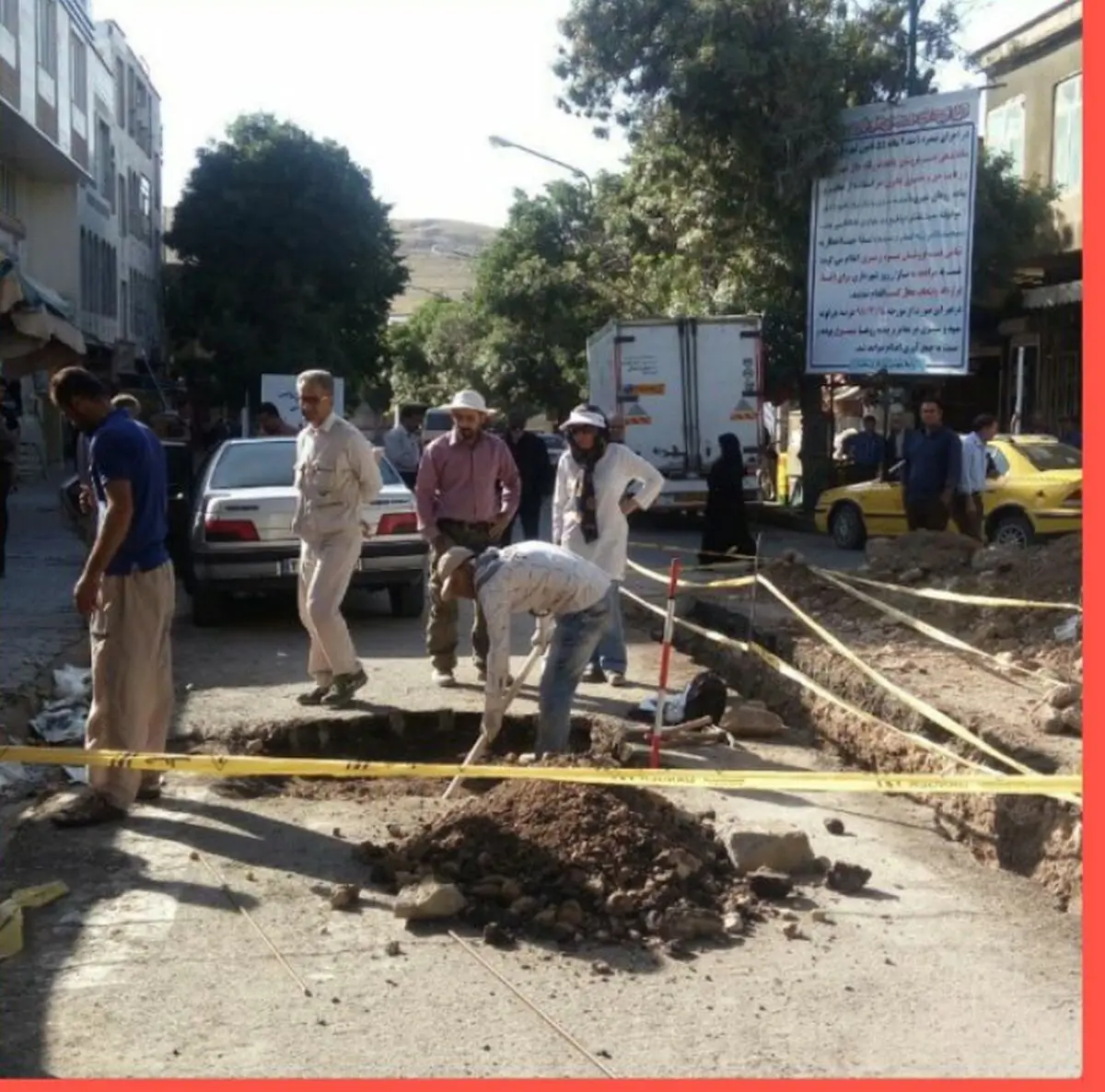 کشف دو دهنه قنات تاریخی در خیابان اردلان بیجار