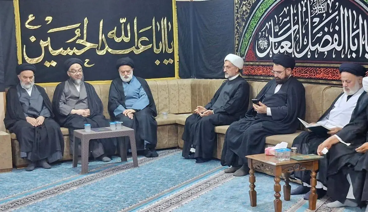 دیدار فرزند ارشد رهبر شهید انقلاب اسلامی با جمعی از علما عراق