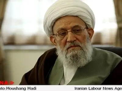 مراسم ترحیم آیت‌الله مهدوی‌کنی آغاز شد