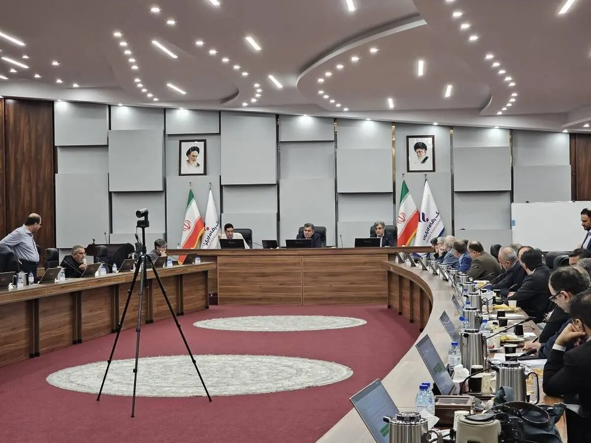 تصویب کلیات لایحه اصلاح موادی از قانون تأمین اجتماعی در کمیسیون اجتماعی مجلس/ اتخاذ تصمیمات جدید برای بیمه کارگران ساختمانی و کسب‌وکارهای اینترنتی