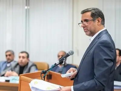 علی دیواندری به زندان معرفی شد