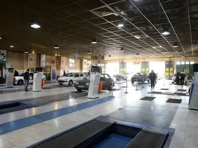 مراجعه بیش از ۱۰۰ هزار خودرو به مراکز معاینه فنی تهران در فروردین