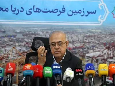 گزارش استاندار هرمزگان از دستاوردهای عمرانی و اقتصادی استان در آستانه دهه فجر +فیلم