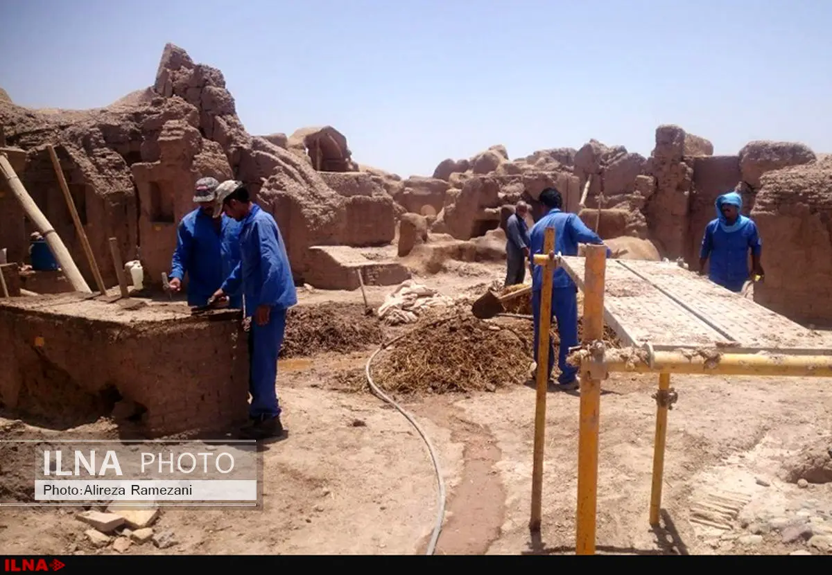 طلب مزدی ۱۲۰ کارگر ارگ قدیم بم ۱۲۰ روزه شد