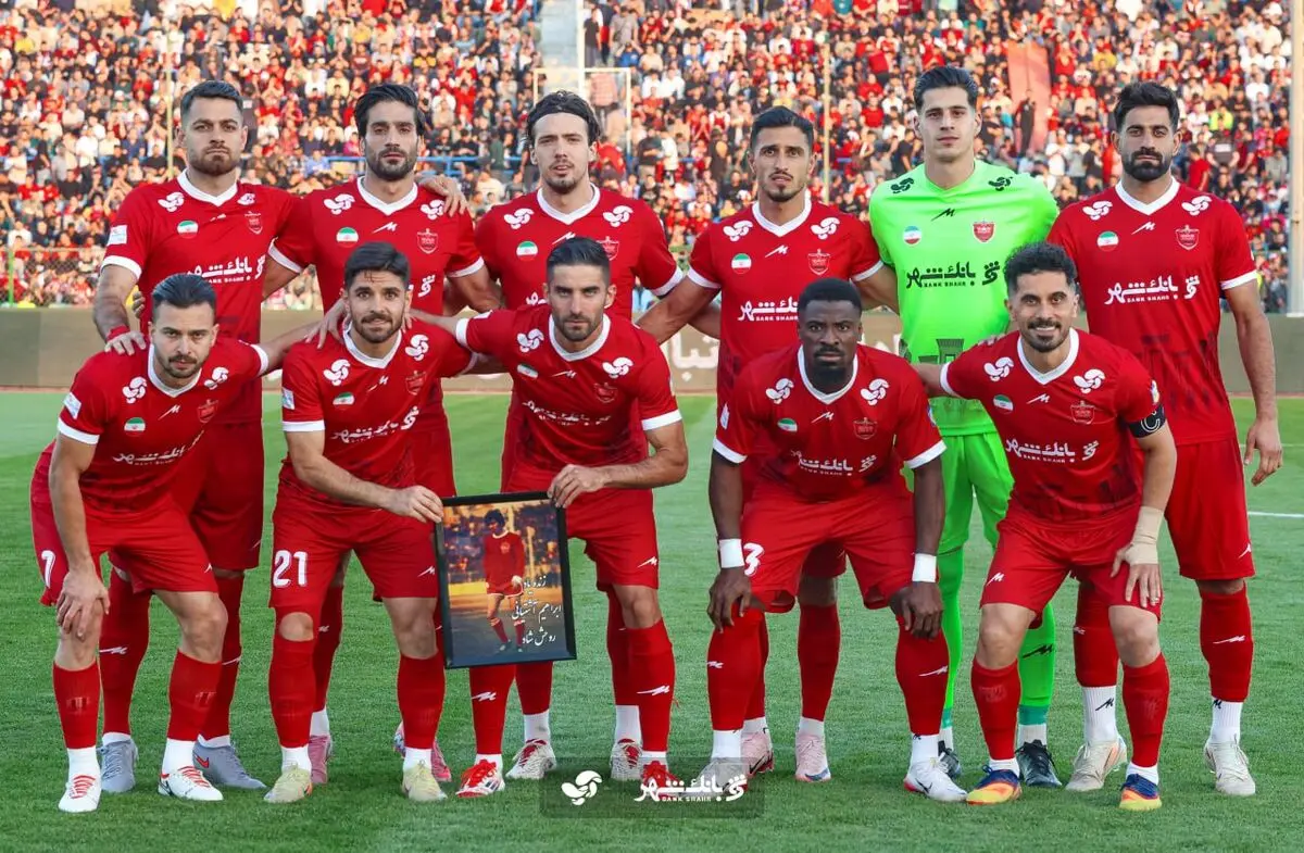 برتری یک نیمه‌ای پرسپولیس مقابل ذوب آهن با گل عمری