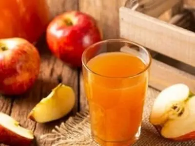 علت سیاه شدن آب سیب و بهترین راه جلوگیری از آن