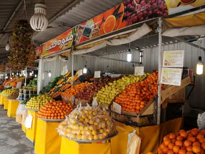 اثرگذاری ۱۶ بازارچه «از مزرعه تا سفره» بر معیشت مردم / تدوین آیین‌نامه جدید فعالیت بازارچه‌ها در شیراز