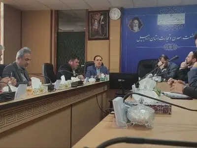 اتحادیه عطاران در جهت ارتقا سطح کیفی خدمات گام بردارند
