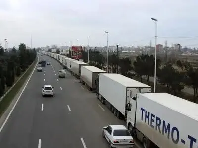 مانع‌تراشی‌های آذربایجان در ترانزیت کالاهای ایرانی/ کمبود روبل گریبانگیر بازرگانان 