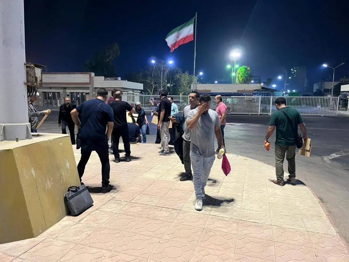 پایان اعتراض کارگران ارکان ثالث پتروشیمی رازی/ اداره کار همراهی کند