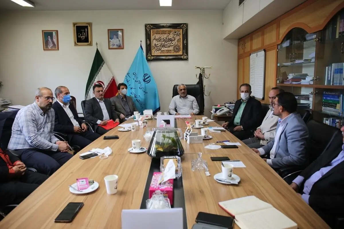 تقدیر شوراهای اسلامی کار از شریعتمداری برای حمایت از افزایش حق مسکن کارگران