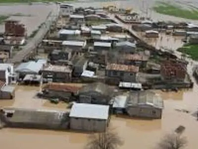 کمک ۳۰۰ میلیون تومانی اتاق‌های بازرگانی به مردم سیل‌زده گلستان