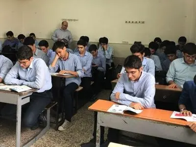 آموزش حضوری مدارس در صورت سفید بودن وضعیت اردستان