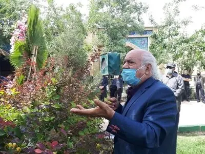 بیژن افشار به خاک سپرده شد