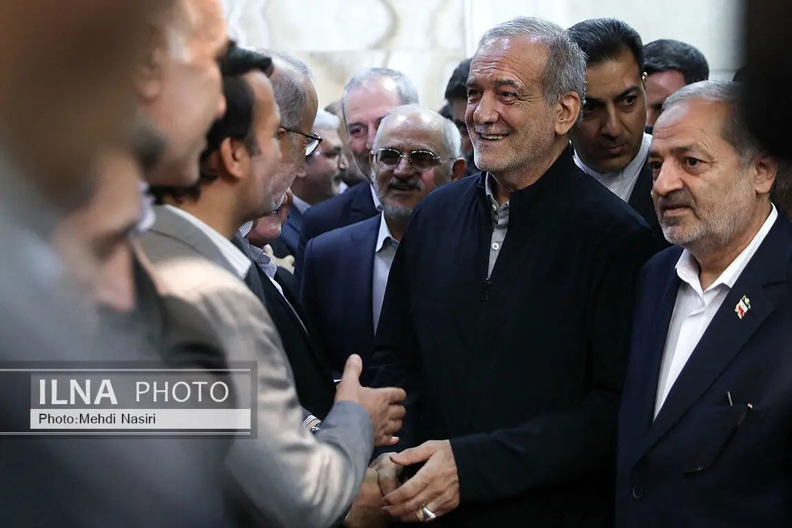 مراسم یادبود دولتمردان شهید