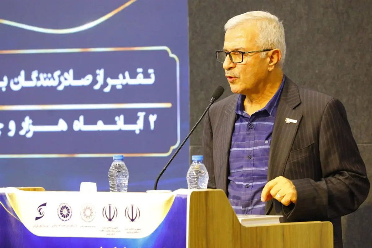 صادرکننده نمونه ملی در مسیر تولید با پرونده قضایی و ممنوع‌الخروجی مواجه است/وعده استاندار قزوین برای پیگیری مشکل در سطح ملی