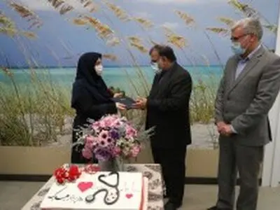 تجلیل از مدافعان سلامت و پرستاران کیش به مناسبت روز پرستار 