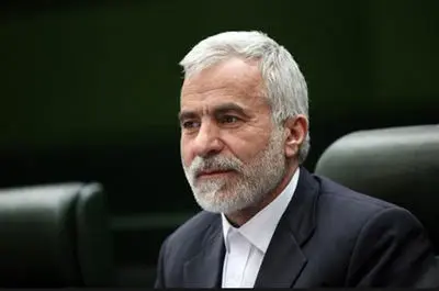 وحدت ملی، رمز عبور از پیچ‌های سخت تاریخی است/ مردم کسانی را دوست دارند که مواضع عاقلانه داشته باشند