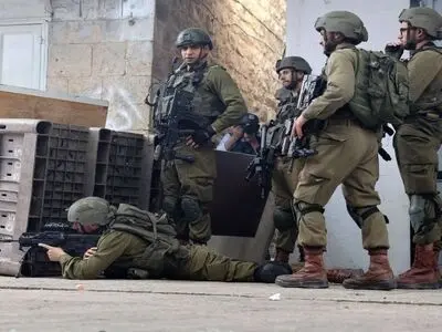 زخمی شدن ده‌ها فلسطینی در پی اعتراض به بسته شدن ورودی شهر توسط شهرک‌نشینیان صهیونیست 