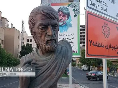 امیدی به پیدا شدن مجسمه قیصر امین‌پور نیست/ مجمسه‌های برنزی دزدیده شده، آب می‌شوند
