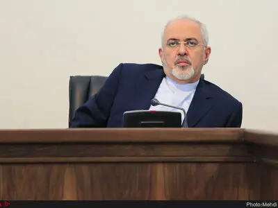 ظریف یحذّر واشنطن من مواصلة نقض الإتفاق النووی 