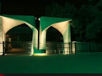 با دشمن غدار هم چنین خصمانه‌ برخورد نمی‌شود که با دولت برآمده از آرای مردم/به‌جای ناکارآمدی دولت، ناکارآمدی نظام تبلیغ شد
