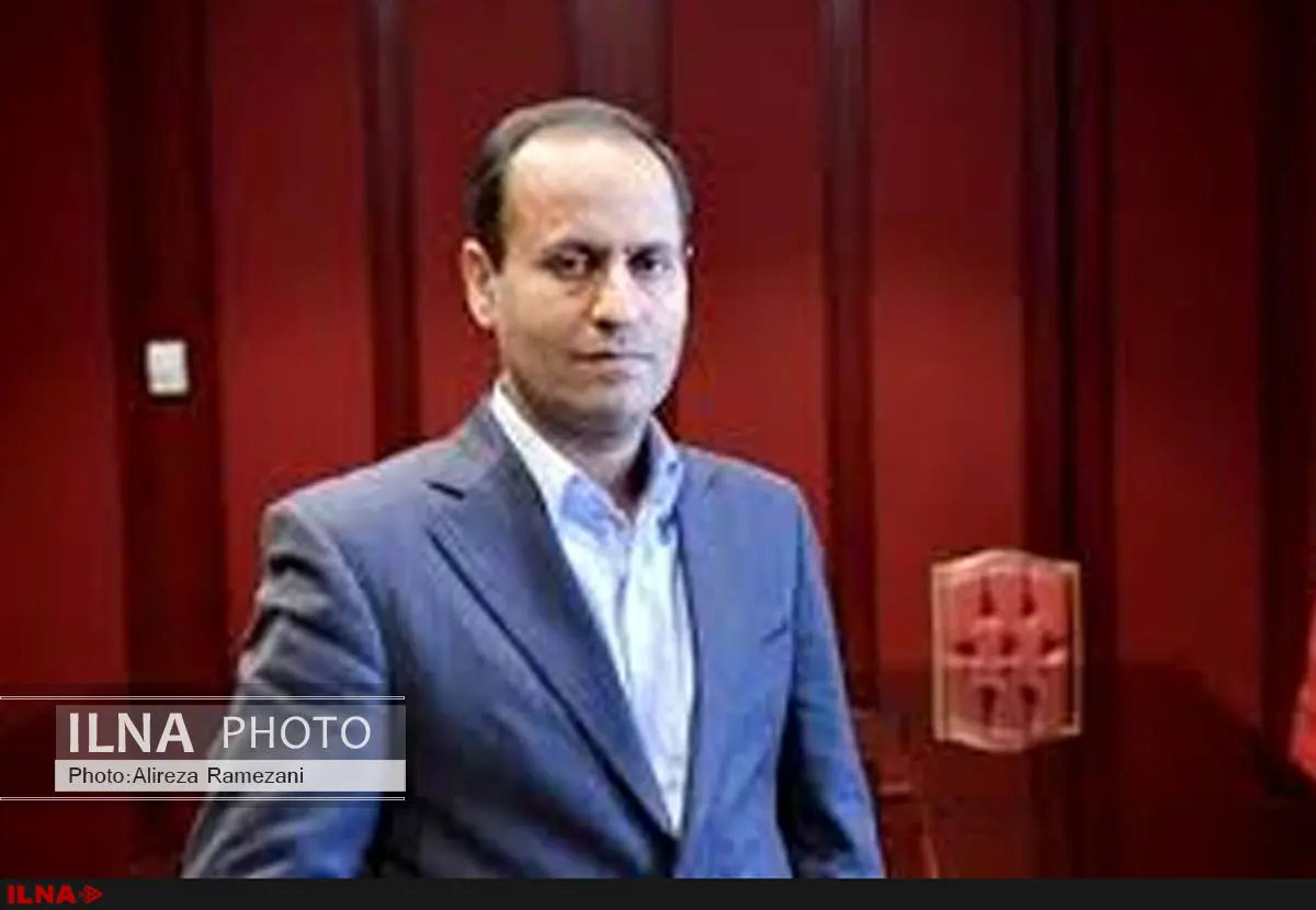 سازمان امور مالیاتی بجای فشار بر بخشهای شفاف، جلوی فرار مالیاتی را بگیرد