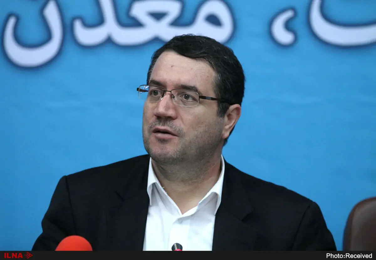 رایزنی با همتی و دژپسند برای حل مشکل نقدینگی و ماده اولیه تولید 